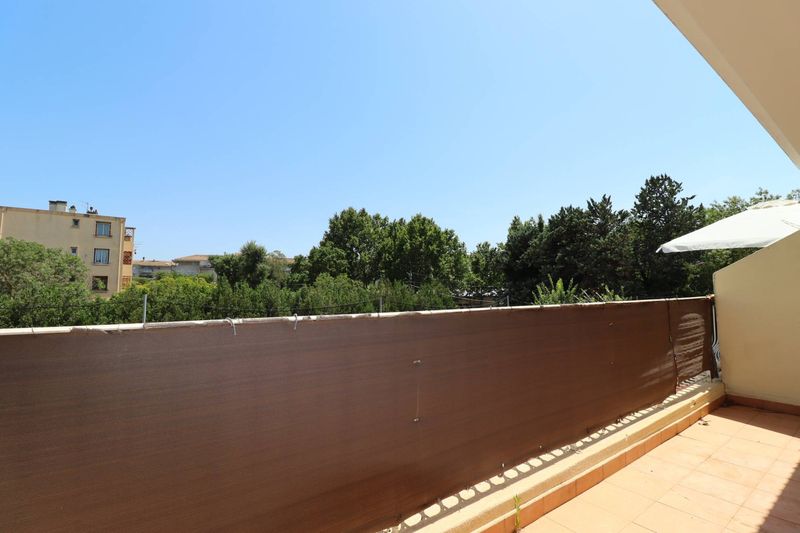 A louer grand appartement 3 pièces avec terrasse Croix rouge 13013 Marseille