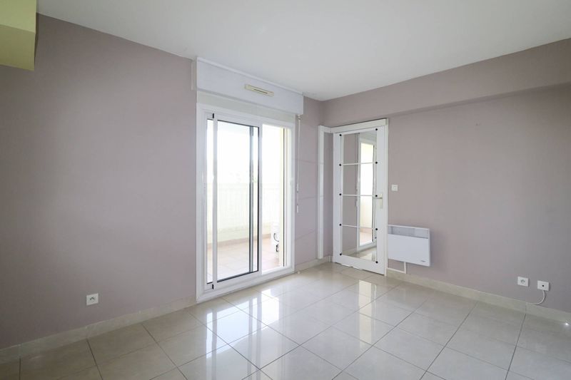 A louer appartement 2 pièces avec terrasse Croix Rouge 13013 Marseille