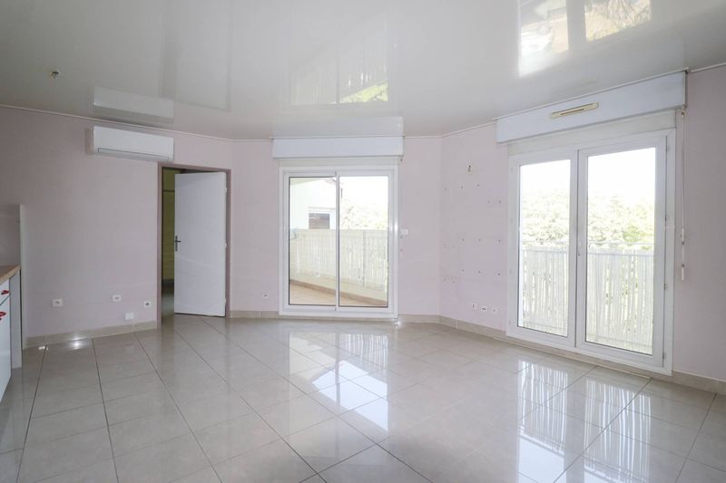 A louer appartement 2 pièces avec terrasse Croix Rouge 13013 Marseille