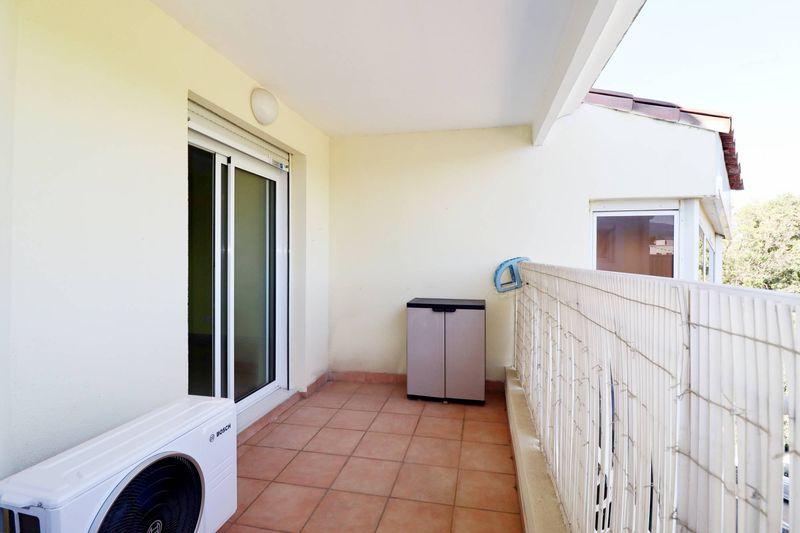 A louer appartement 2 pièces avec terrasse Croix Rouge 13013 Marseille