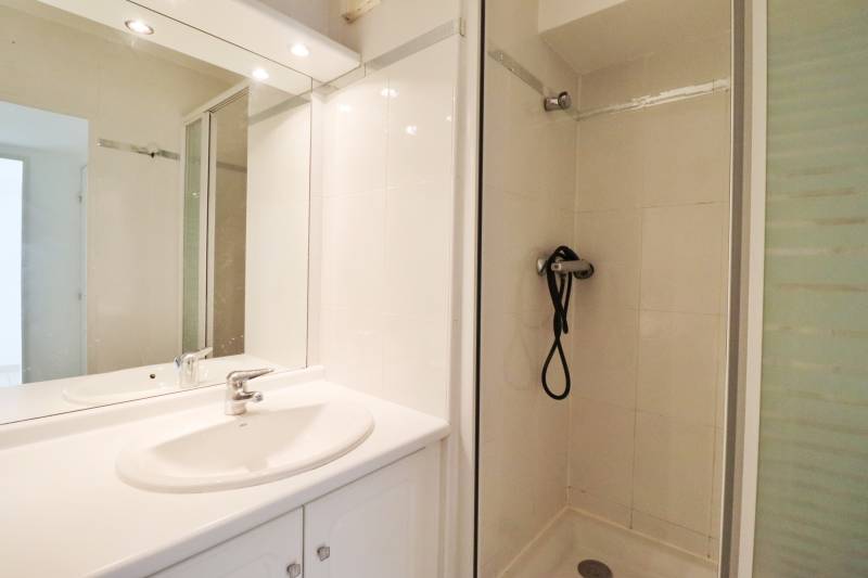 Location appartement T2 terrasse et parking Bois Luzy 13012 Marseille