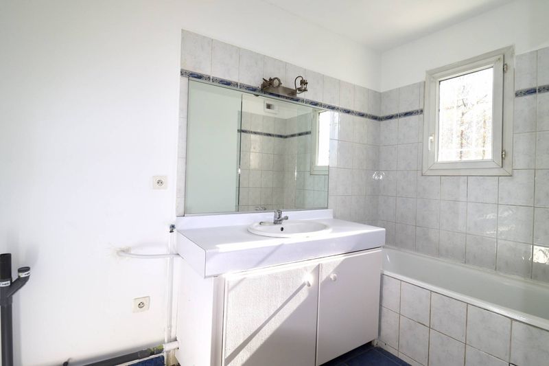 A louer appartement 2 pièces avec terrasse secteur de la Croix Rouge 13013 Marseille