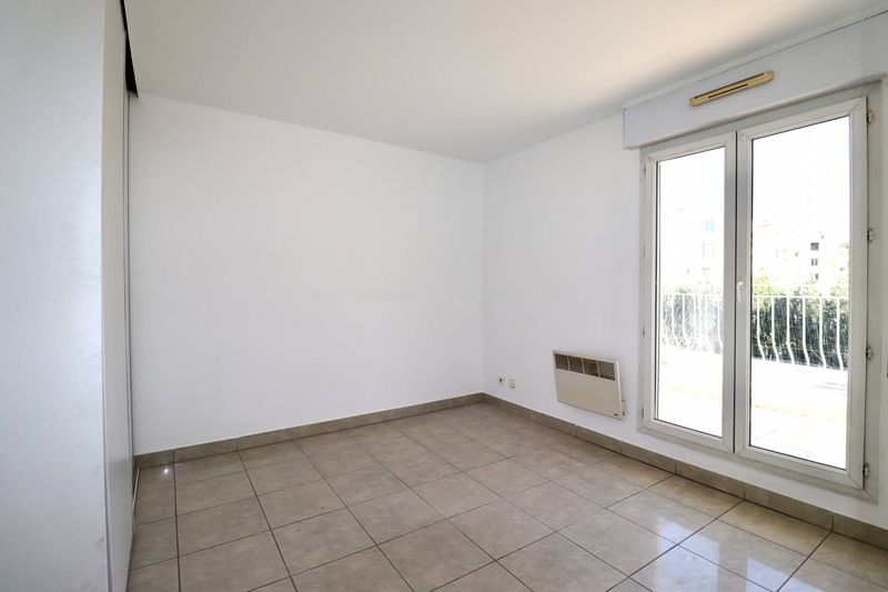 A louer appartement 2 pièces avec terrasse secteur de la Croix Rouge 13013 Marseille