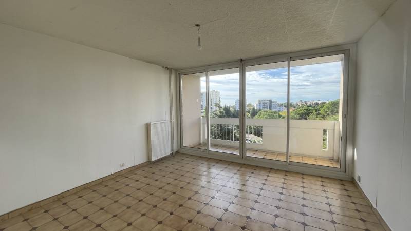 À louer – Spacieux T5 de 105,83 m² avec balcon – Beaumont / Saint-Julien (13012 Marseille)