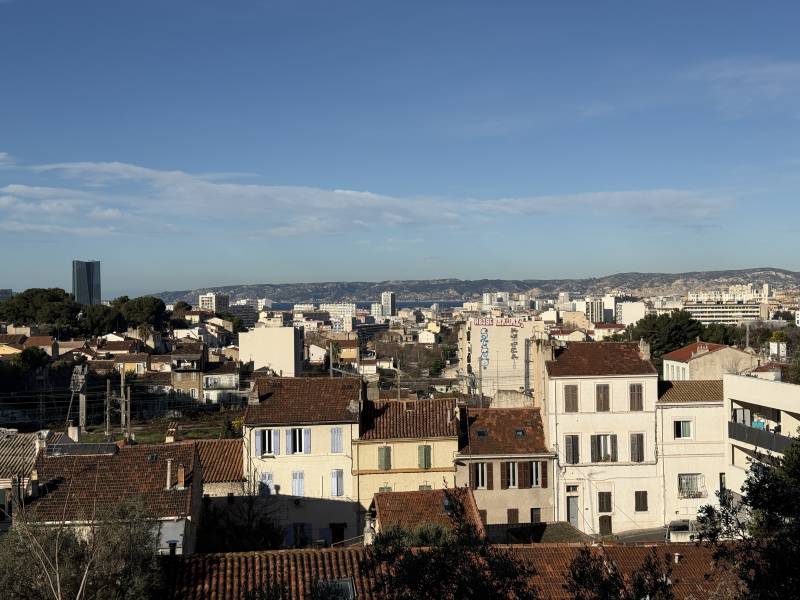 Location appartement 13013 Marseille Chutes Lavie Appartement 3 pièces de 55 m² avec cave