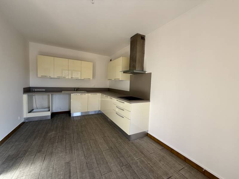 Maison de ville de type 4 - 3 chambres - secteur Montolivet 13012 Marseille