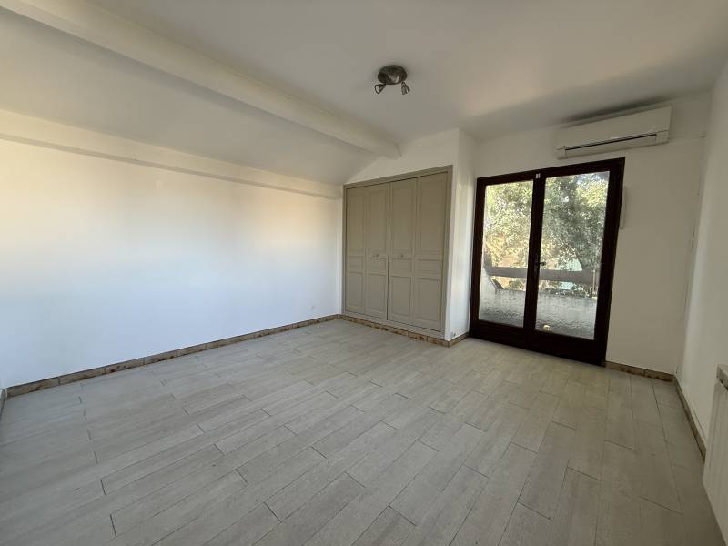 Maison de ville de type 4 - 3 chambres - secteur Montolivet 13012 Marseille