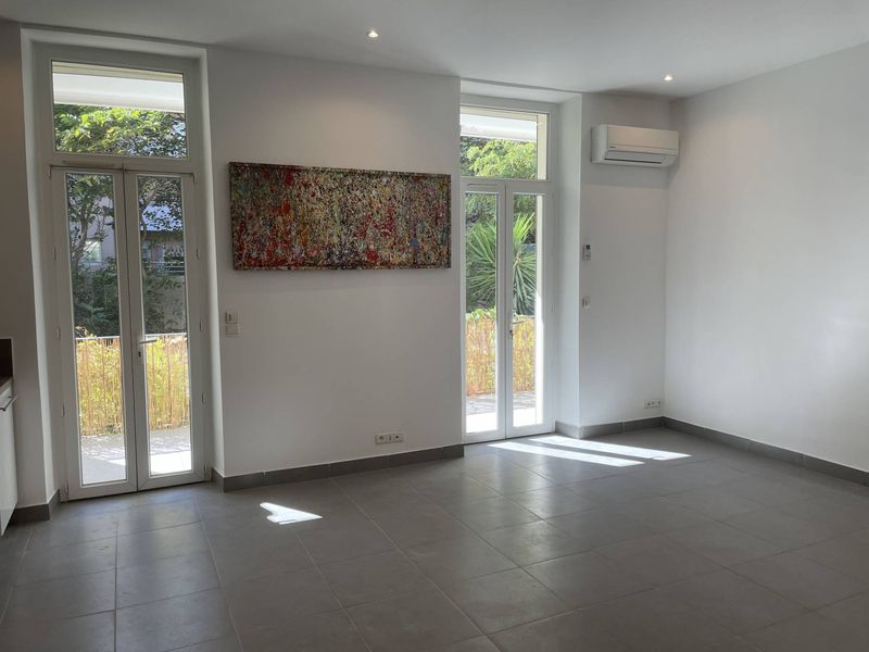 LOCATION APPARTEMENT T3 MARSEILLE CHAVE/TIMONE 13005 56 M² + TERRASSE
