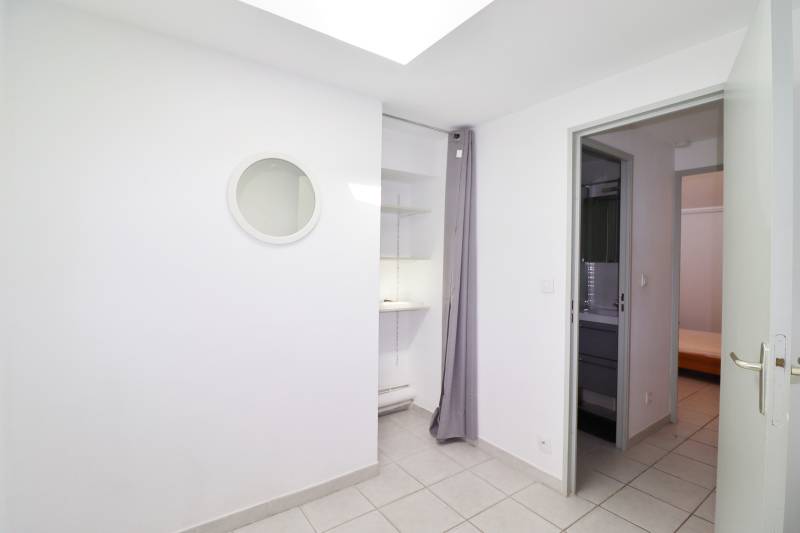 Location meublée, appartement 3 pièces en duplex Conception 13005 Marseille