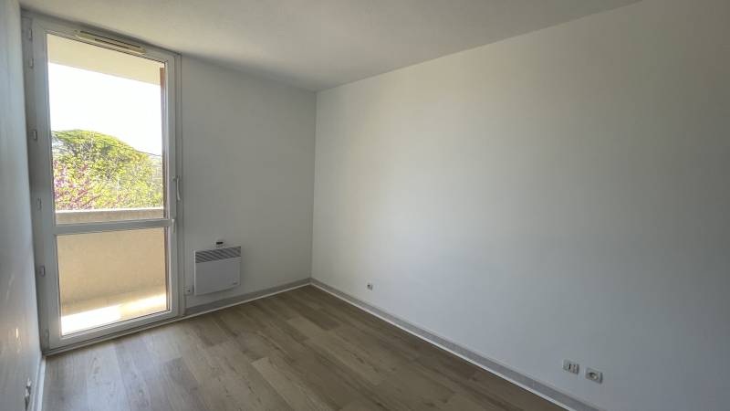 Marseille 12ème – Saint-Barnabé / Saint-Jean-du-Désert T4 lumineux avec terrasse, balcon, garage – Résidence sécurisée