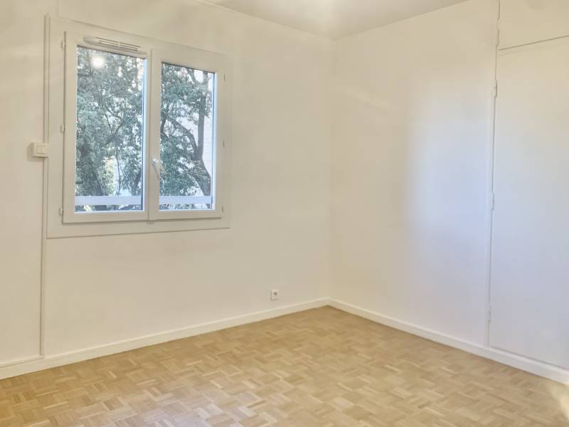 Location 3 pièces avec balcon, parking et cave Saint Just / Lacordaire 13013 Marseille