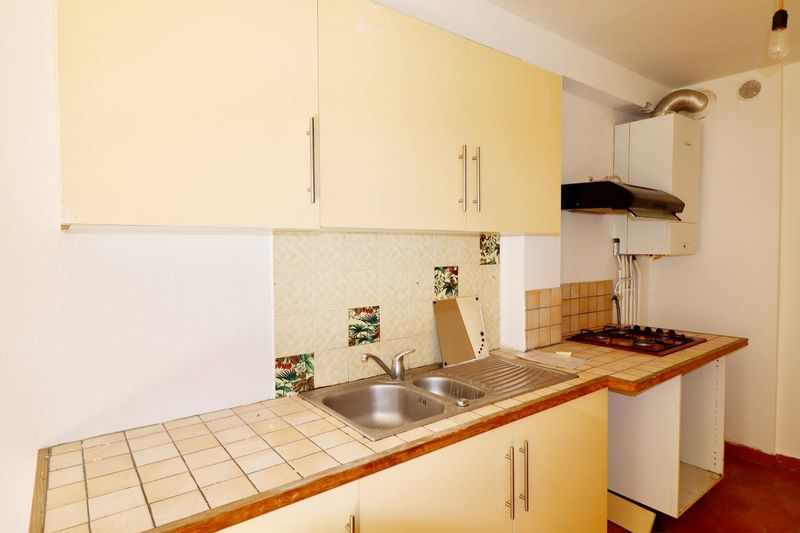 A louer appartement 3 pièces proche de la plage des catalans 13007 Marseille