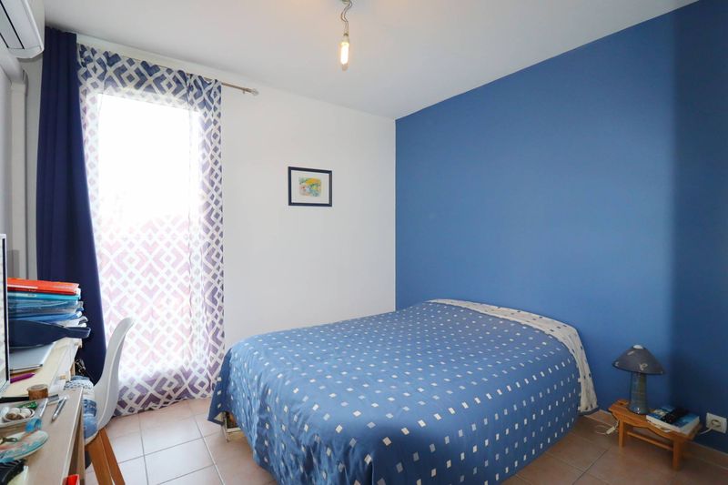 L'agence immobilière Provencia, spécialiste de la location depuis plus de 20 ans, nous vous proposons un appartement sur le secteur des caillols 13012 Marseille.
