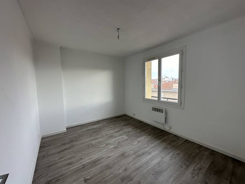 A louer en plein cœur du village de Saint Barnabé  appartement 3 pièces 13012 Marseille