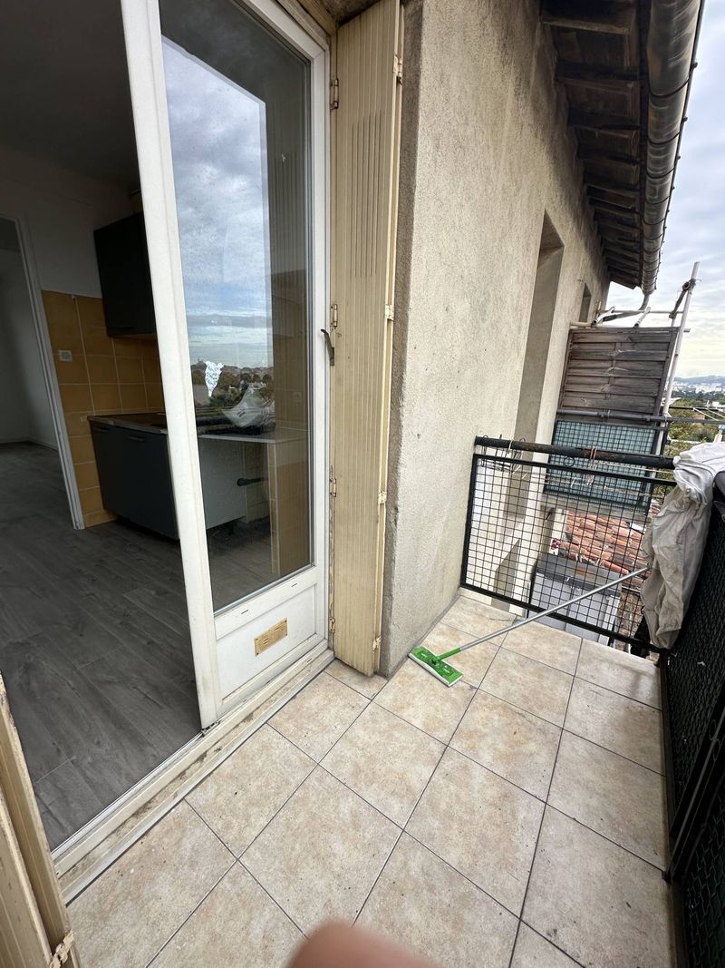 A louer en plein cœur du village de Saint Barnabé  appartement 3 pièces 13012 Marseille