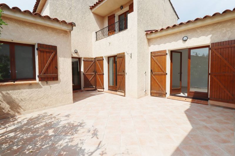 A louer maison 5 pièces avec 4 chambres, terrasse et garage Bois Luzy 13012 Marseille