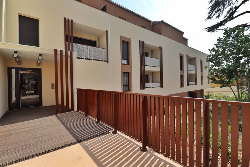 Provencia immobilier vous présente un logement 3 pièces dans une résidence neuve 13012 Marseille.