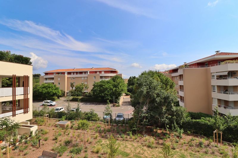 Provencia immobilier vous présente un logement 3 pièces dans une résidence neuve 13012 Marseille.