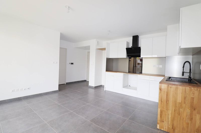 Provencia immobilier vous présente un logement 3 pièces dans une résidence neuve 13012 Marseille.