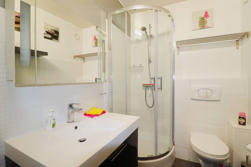 A la location T2 meublé 83110 Sanary sur Mer