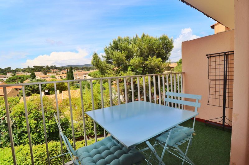 A la location T2 meublé 83110 Sanary sur Mer