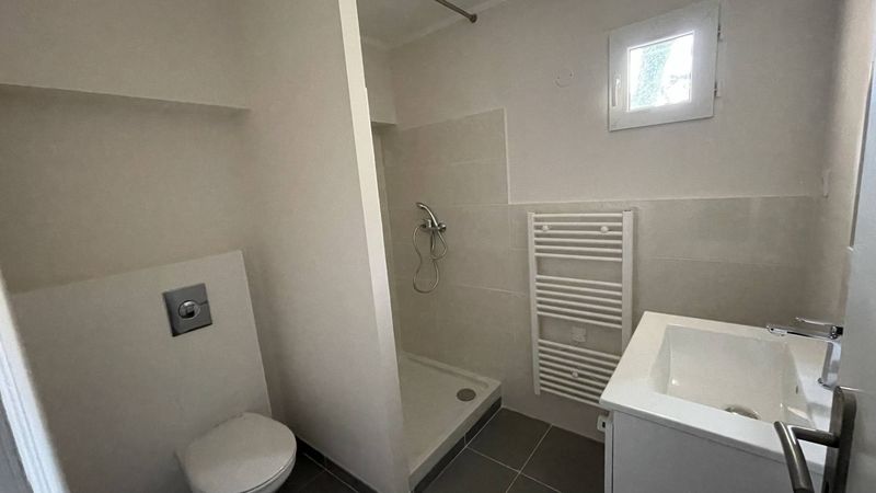 A louer maison 3 pièces de 66 m² avec terrasses secteur Vallon des gages 13190 Allauch