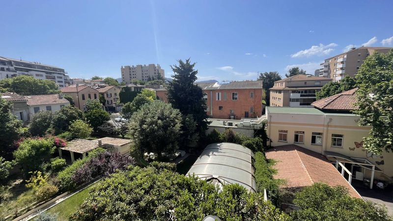 A louer Appartement 2 pièces lumineux de 40 m²  Chave 13005 Marseille