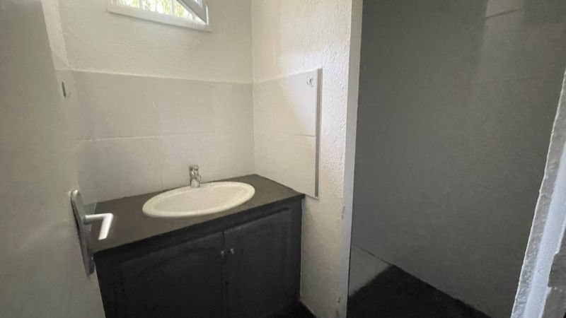 A louer maisonnette de type 2 avec jardin et terrasse Bois Luzy 13012 Marseille