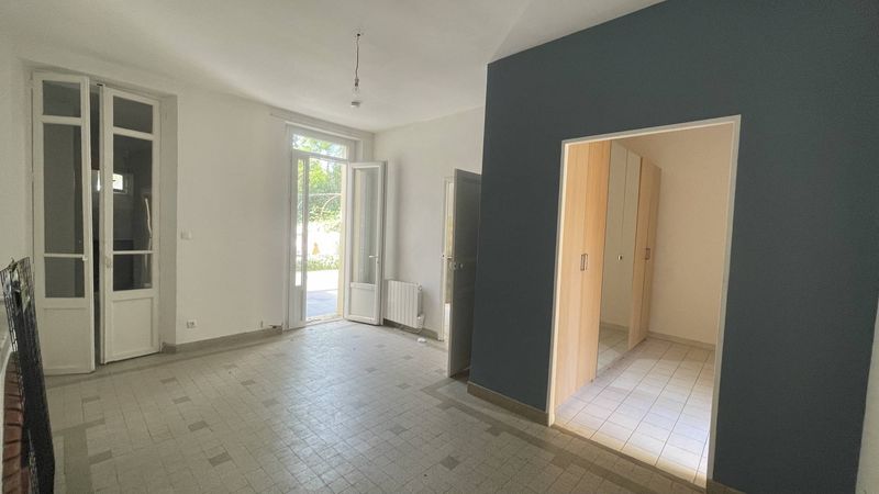 A louer maisonnette de type 2 avec jardin et terrasse Bois Luzy 13012 Marseille