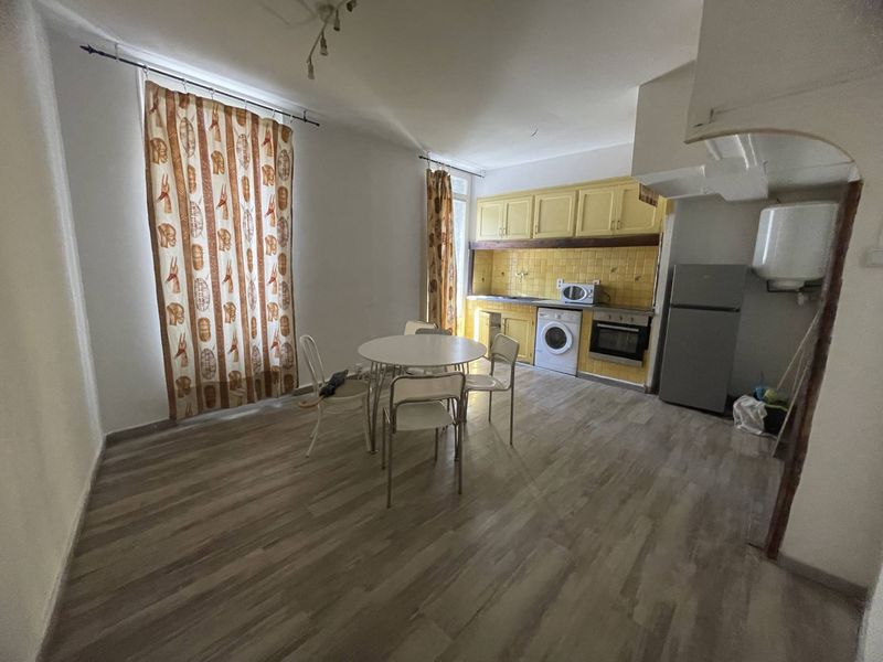 séjour cuisine Location meublé 2 pièces secteur de Lodi 13006 Marseille