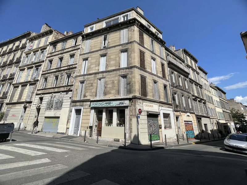 immeuble Location meublé 2 pièces secteur de Lodi 13006 Marseille