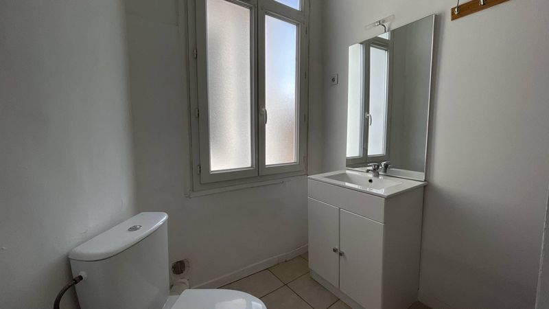 A louer appartement 2 pièces 42 m² Chartreux 13004 Marseille