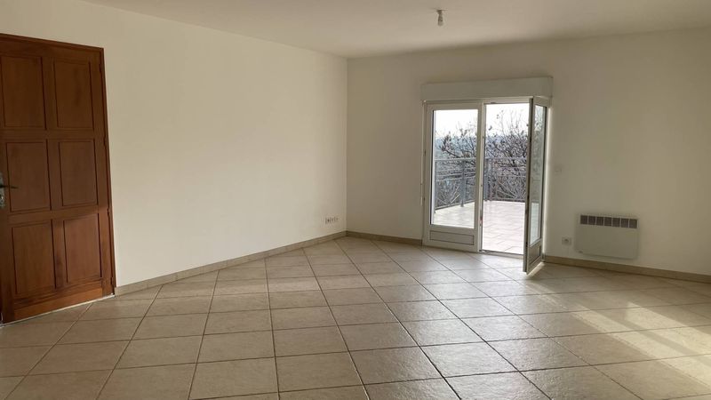 SEJOUR A louer Maison T3 91 m² avec terrasse de 60 m² magnifique vue et 2 places de parking privatives 13013 Marseille