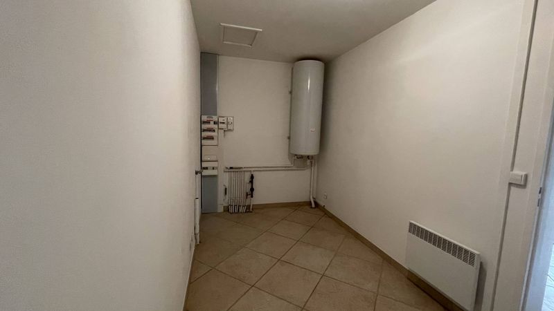 buanderie A louer Maison T3 91 m² avec terrasse de 60 m² magnifique vue et 2 places de parking privatives 13013 Marseille