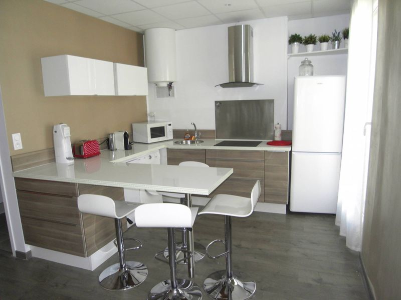 Location 2 pièces meublé 13005 Marseille