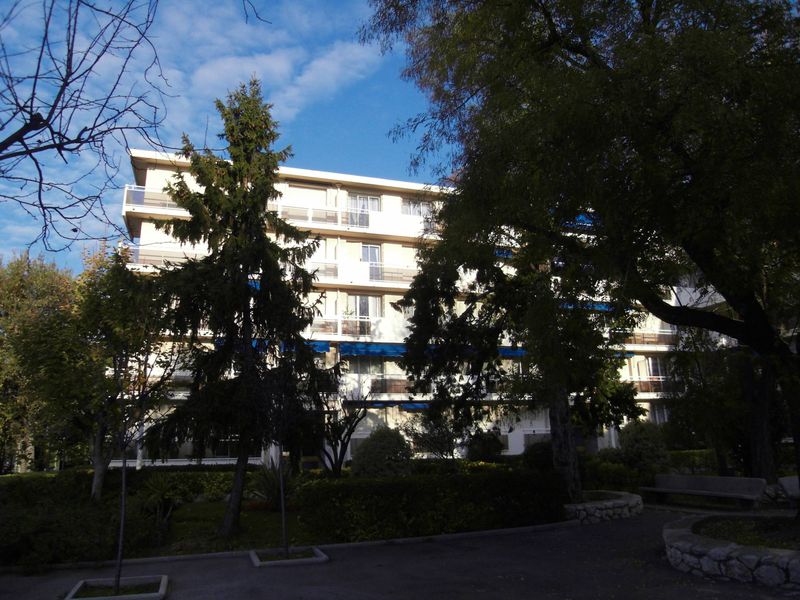 résidence calme et arborée secteur saint anne 130089 Marseille location type 3