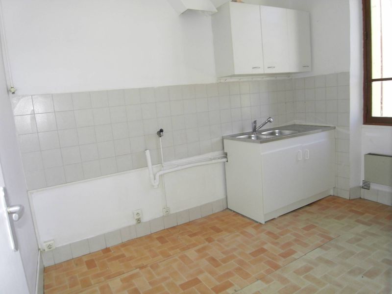 A louer à Marseille 12e appartement t1 Montolivet