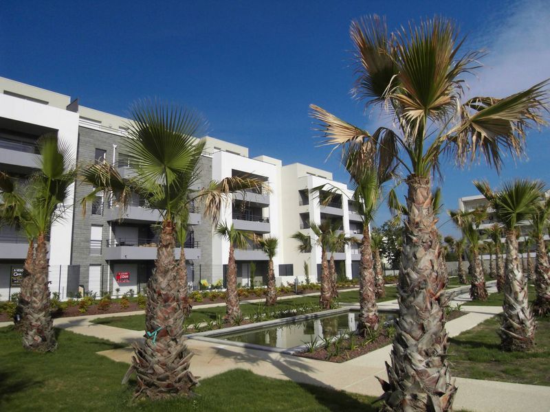 A louer dans résidence de standing appartement 3 pièces de 61 m2 en dernier étage avec terrasse et garage  secteur Mazargues 13009 Marseille