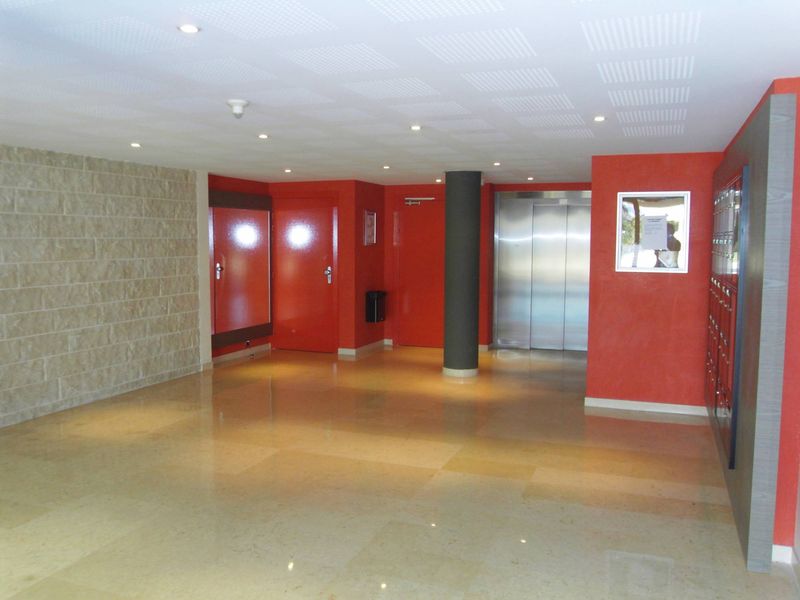 A Marseille 13012 appartement 2 pièces à louer Les Caillols avec garage