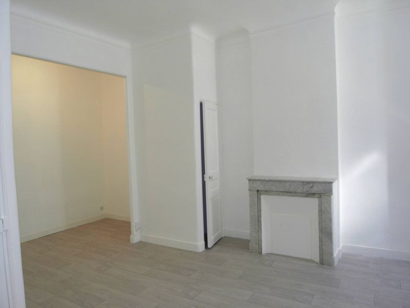 proche centre ville t1 13001 Marseille