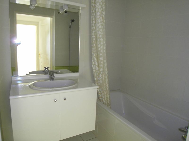 A Marseille 13012 appartement 2 pièces à louer Les Caillols avec garage