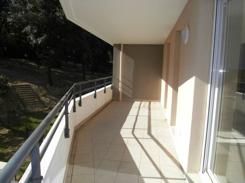 A Marseille 13012 appartement 2 pièces à louer Les Caillols avec garage