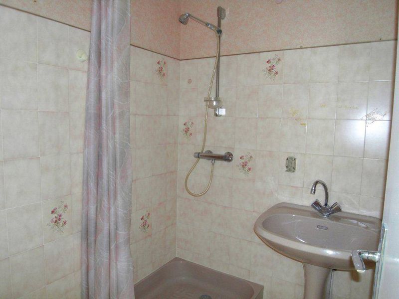 Location appartement type 3 56.46 m² 13008 Marseille Saint Anne