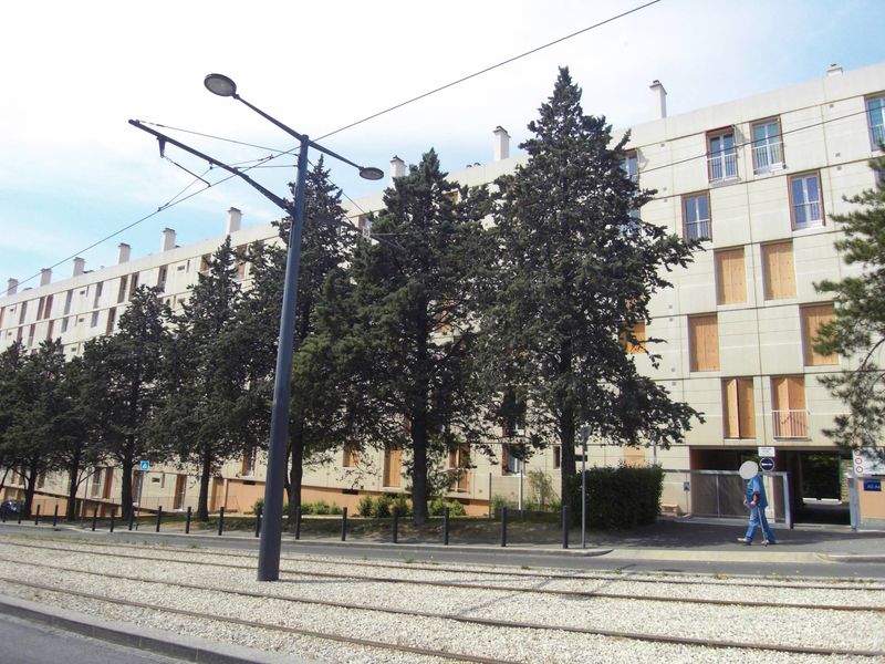 A  louer appartement 3 pièces avec parking et cave La Pomme  13011 Marseille