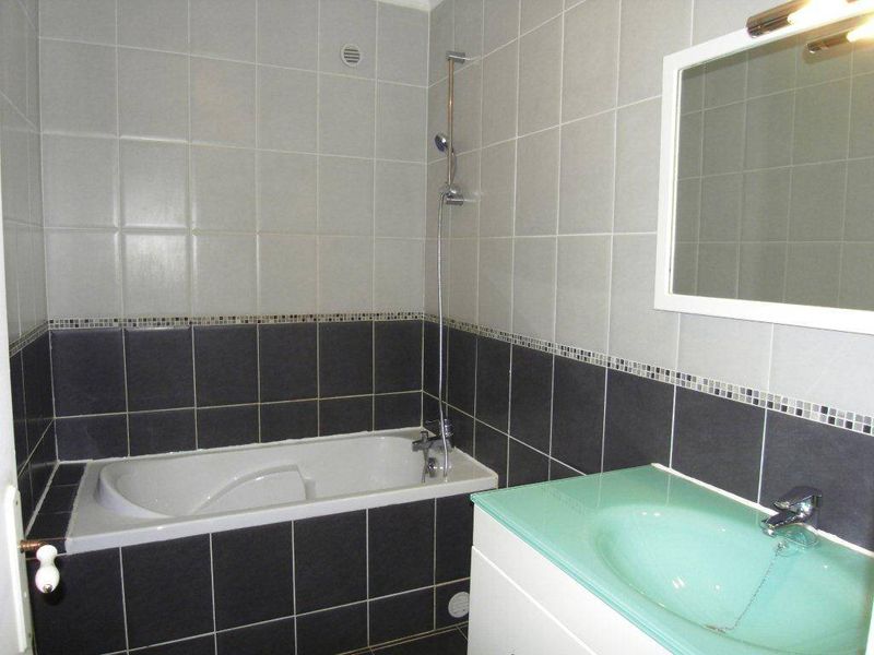 A  louer appartement 3 pièces avec parking et cave La Pomme  13011 Marseille