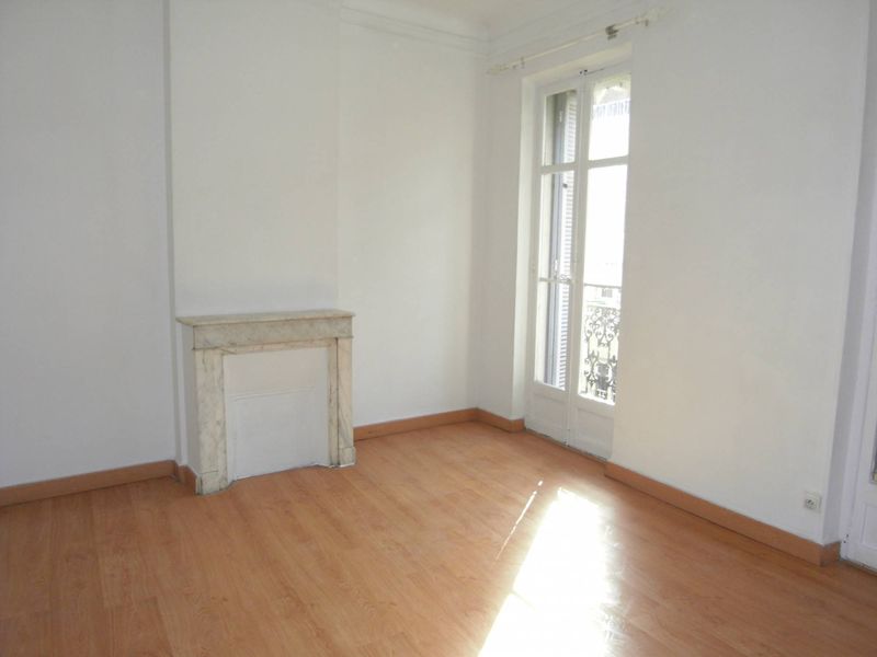 à louer appartement t1/2 13004 Marseille