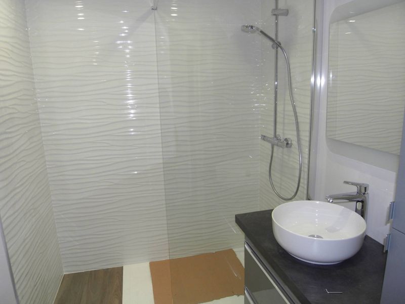 à louer appartement 2 pièces 50 m² avec vue panoramique sur Marseille et la mer