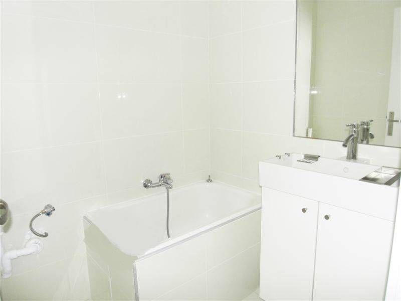 A la location 13001 Marseille Appartement Type 1/2 Vieux Port