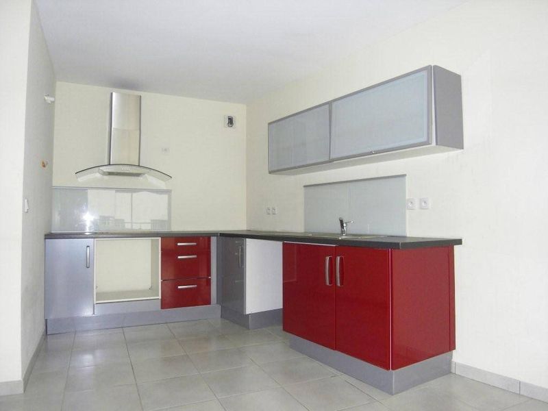 à louer appartement 4 pièces de 86 m² st barnabé