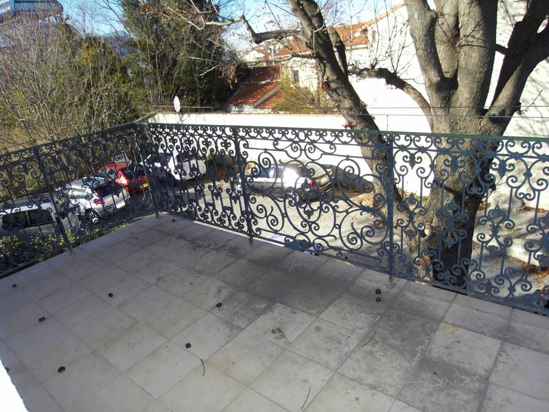 A louer appartement 3 pièces à Marseille 13013 Saint Just, terrasse et parking